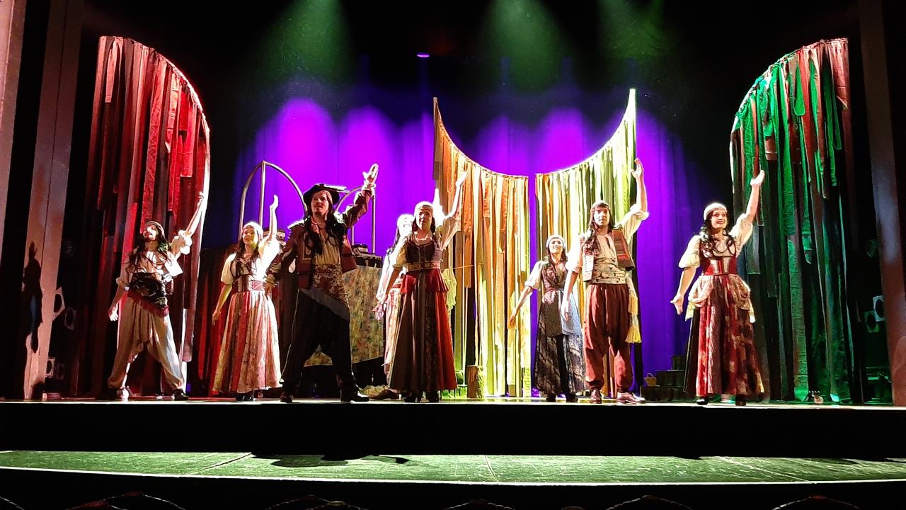 Népmesei ősbemutató a Békéscsabai Jókai Színház színpadán