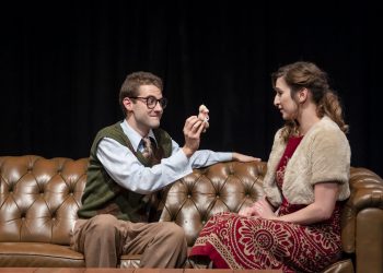 A Játszd újra, Sam! című színdarab bemutatója Salgótarjánban