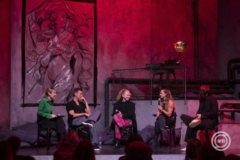 Filmszerű élményt kínál a közönségnek novembertől a Recirquel Társulat a Millenáris parkban