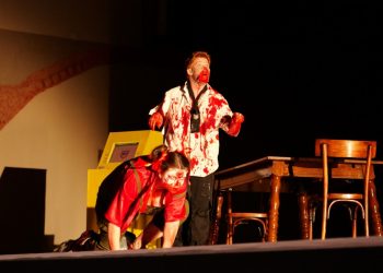 Emberáldozat – Horrorkomédia